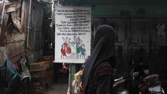 Warga Bukit Duri, Tebet, Jakarta Selatan, terlihat sudah mulai pindah ke Rusun Rawa Bebek, Jakarta, Jumat (9/9/2016). [Suara.com/Oke Atmaja]
