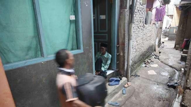 Warga Bukit Duri, Tebet, Jakarta Selatan, terlihat sudah mulai pindah ke Rusun Rawa Bebek, Jakarta, Jumat (9/9/2016). [Suara.com/Oke Atmaja]