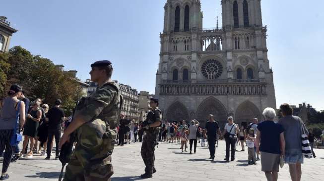 Paris Jerat Tiga Perempuan Radikal dengan Pasal Terorisme