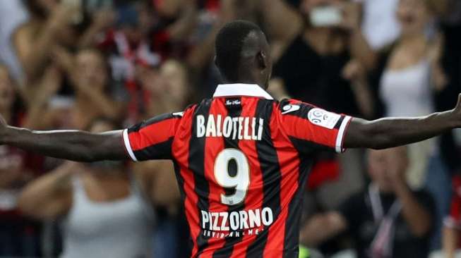 Balotelli Cetak Dua Gol, Pelatih Ini Belum Puas