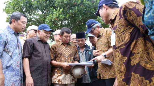 Kepala (BPIW) Kementerian PUPR, Hermanto Dardak melakukan kunjungan ke Balai Pengembangan Wilayah Surabaya-Madura (BPWS), di Surabaya, Jawa Timur. [Dok Kementerian PUPR]