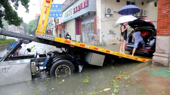 Topan Meranti Tewaskan 11 Orang di Cina dan Taiwan