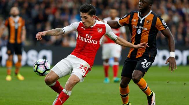 Incar Bellerin, Barcelona Ingin Ulangi Kasus Transfer Fabregas