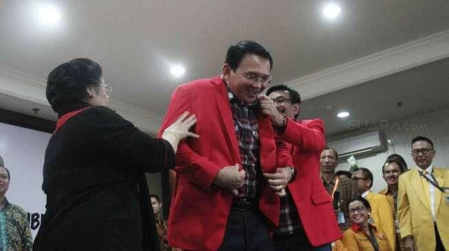 Ahok-Djarot Daftar ke KPUD DKI