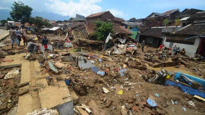 Empat Warga Padang Sidimpuan Tewas 'Ditelan' Banjir Bandang