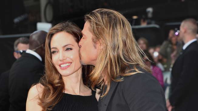 Brad Pitt Sangat Sedih Dicerai Angelina Jolie