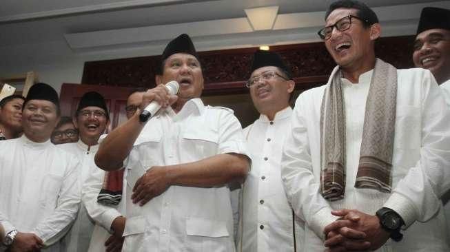 Prabowo: Perbedaan Bisa Diselesaikan dengan Nasi Goreng