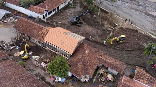 Banjir Garut Batalkan Ujian Santri di Pesantren Persis Rancabango