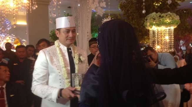 Ini yang Bikin Sarni Mau Dinikahi Ivan Fadilla