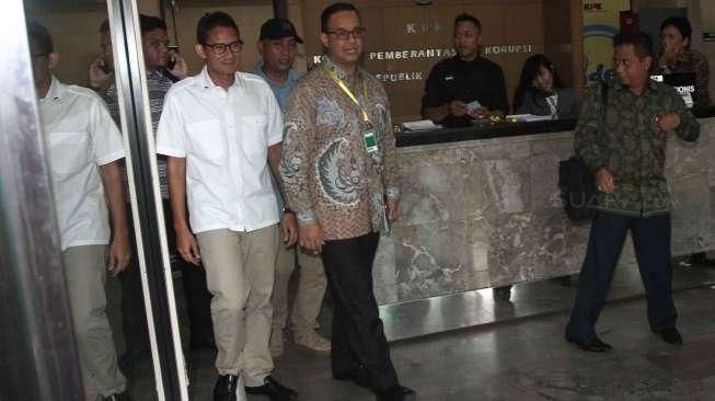 Anies-Sandi Serahkan LHKPN ke KPK