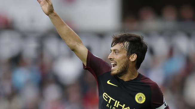 Posisinya Digeser Guardiola, David Silva Gembira