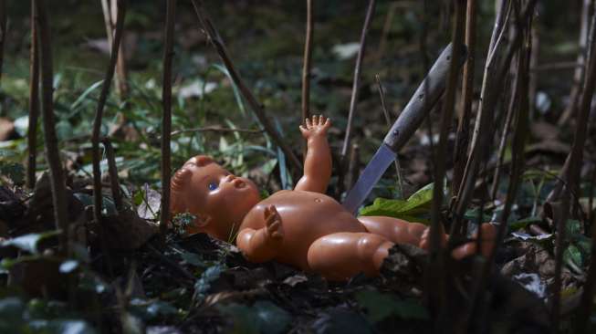Jasad Bayi Tak Bernyawa Ditemukan di Sela-sela Tanaman Bunga Milik Warga