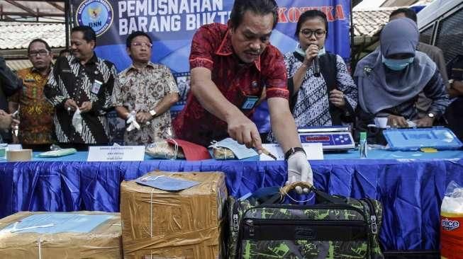 BNN Musnahkan Ekstasi dan Sabu