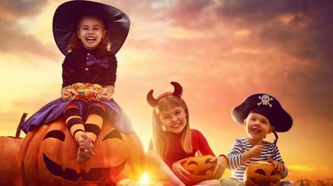 Jelang Halloween, CDC Peringatkan Jangan Pakai Kostum Topeng Sembarangan