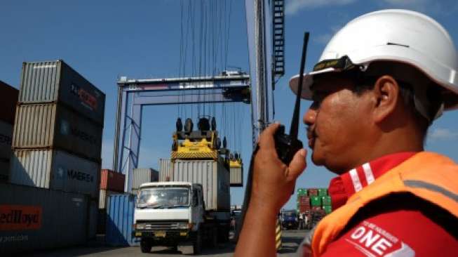 Konsesi Jasa Kepelabuhan Terminal Petikemas Muaro Jambi Diteken