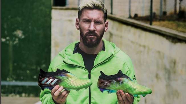 Rilis Sepatu Edisi 'Messi', Adidas Banderol Harga Fantastis