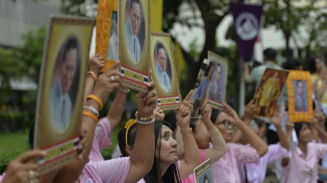 Kondisi Raja Thailand Belum Stabil, Masyarakat Panjatkan Doa