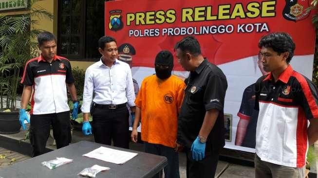 Tipu Rp100 Juta, Komplotan Ini Berhasil Diringkus