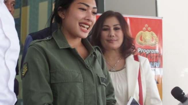 Nabila Putri Dicecar 20 Pertanyaan Terkait Pistol Aa Gatot