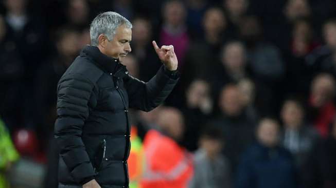 Misi Mourinho Coba Curi Poin Saat Melawat Chelsea