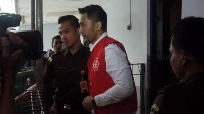 Hakim Sadar Jumlah Barbuk Berkurang, Restu Sinaga Tersenyum