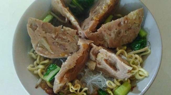 Empat Bakso Ini Lagi 'Nge-hits' di Tebet