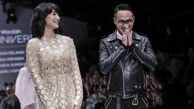 Koleksi Barli Asmara di JFW 2017