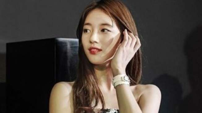 5 Potret Cantik Suzy di Maroko saat Syuting Drama Korea Vagabond