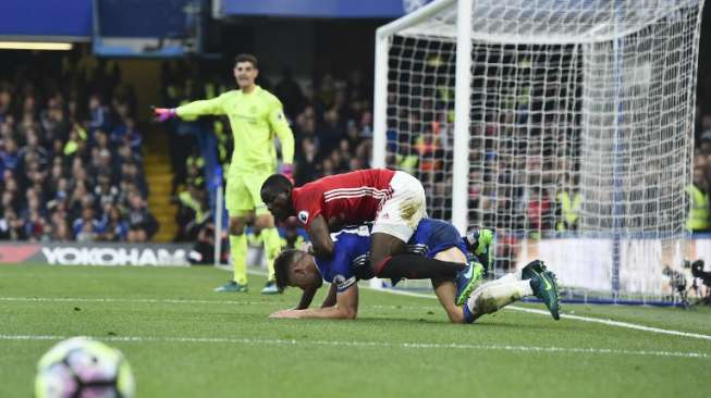 Gara-gara Hazard, Pemain MU Ini Batal Tampil di  Derby Manchester