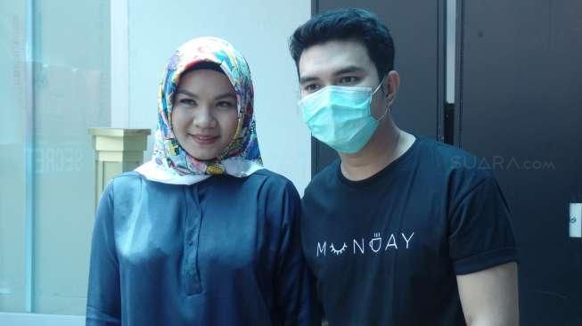 Sembuh dari Kanker, Aldi Taher Langsung Umrah Tanpa Istri