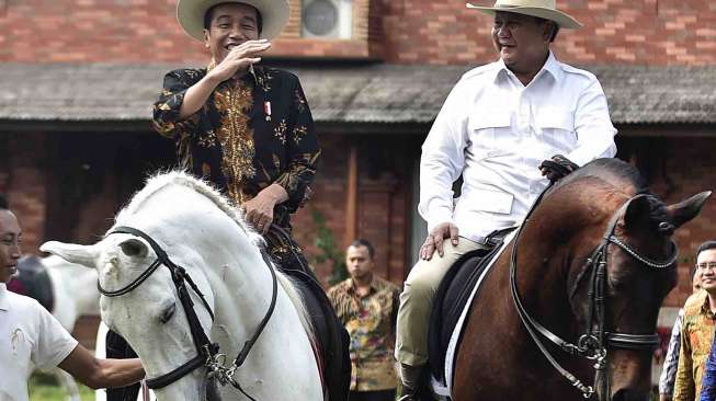 Jokowi Sukses Kalahkan Prabowo dalam Voting Capres Fadli Zon