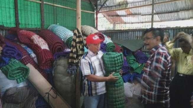 Djarot Beli Kasur, Pedagang Minta Uangnya Ditambah Lagi