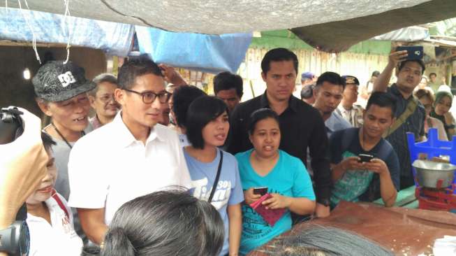 Sandiaga Kaget Harga Cabai Naik, Lalu Tertawa Terbahak-bahak