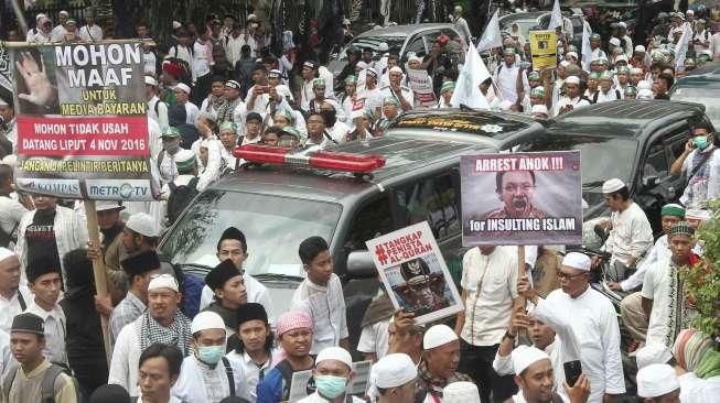 Konsentrasi Massa di Masjid Istiqlal