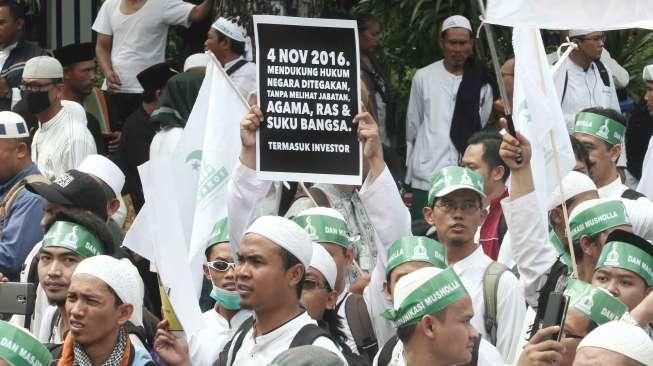 Konsentrasi Massa di Masjid Istiqlal