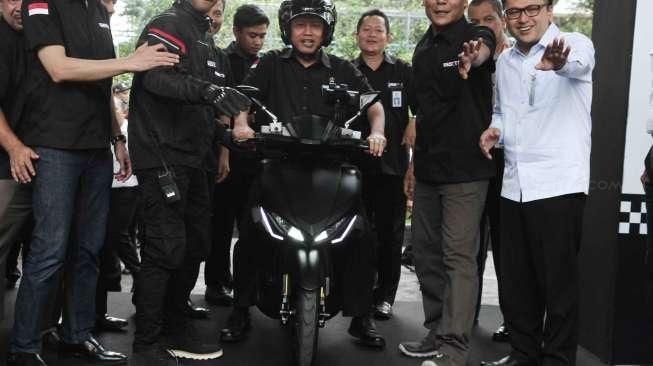 Sepeda Motor Listrik Karya Anak Bangsa