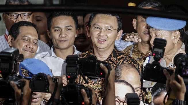 Jadi Tersangka Penistaan Agama, Ahok Siap Melawan