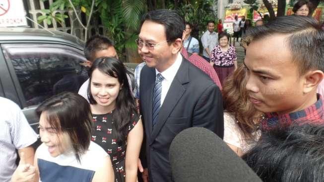 Tak Hadir di Gelar Perkara, Kuasa Hukum Ahok Angkat Bicara