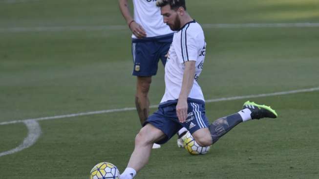 Kembali Bela Argentina, Messi Pamer Tato Baru