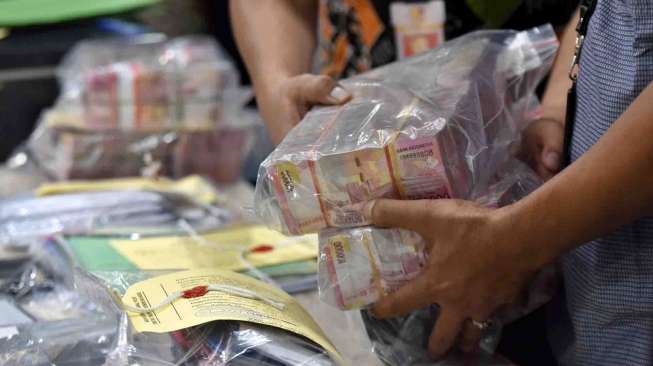 Bersama 2 Bawahan, Kapolres Kediri Diduga Nikmati Pungli SIM