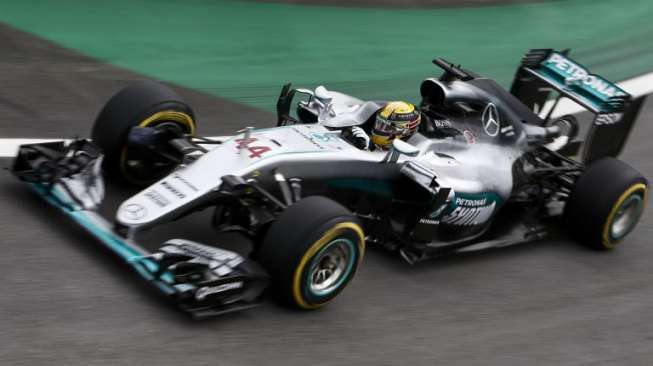 Hamilton Amankan Pole, Rosberg Gabung di Baris Terdepan