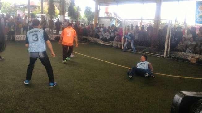 Janji Anies-Sandi, Bangun Stadion Pakai Rumput Zoysia Matrella