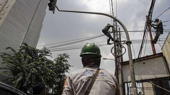 Relokasi Jaringan Utilitas PLN
