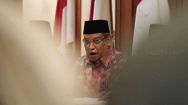 Ketua Umum PBNU Said Aqil Siradj saat memberikan keterangan di gedung PBNU, Jakarta, Kamis (17/11/2016). [suara.com/Oke Atmaja]