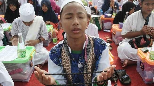 Ustad Kondang Doakan Ahok Dapat Hidayah