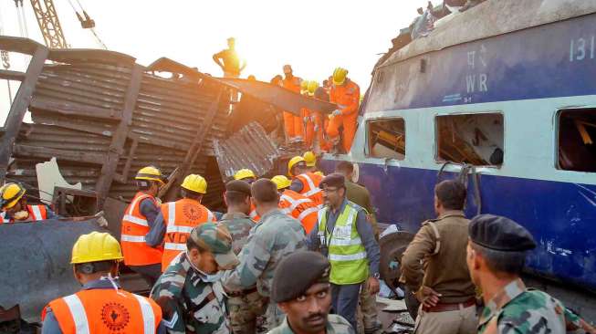 Ratusan Penumpang Tewas di India