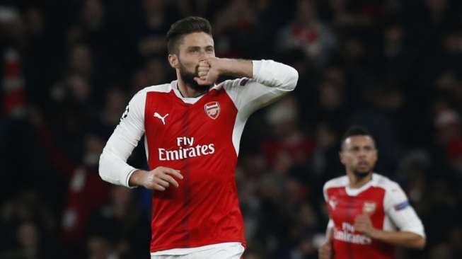 Giroud Selamatkan Arsenal di Babak Pertama