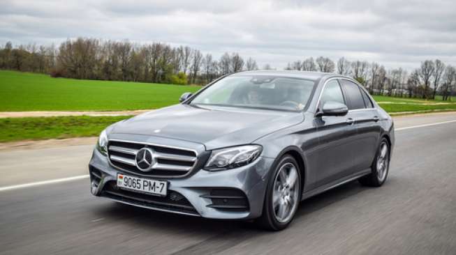 Mercedes Benz New E-Class (Shutterstock).