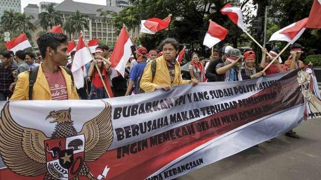 Menutut bubarkan ormas FPI yang dianggap memecah belah NKRI