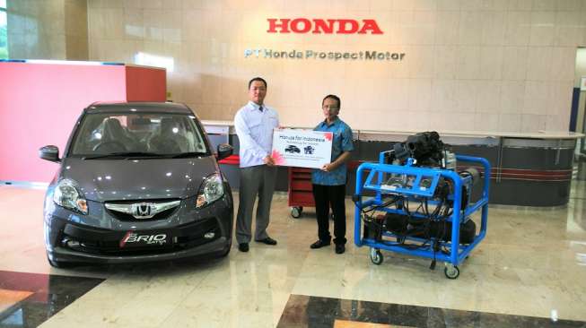 Honda Donasikan Brio dan Simulator Mesin untuk Pendidikan